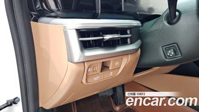 Hyundai Grandeur GN7 — Фото автомобиля 27