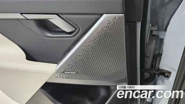 BMW 5 Series G60 — Фото автомобиля 17