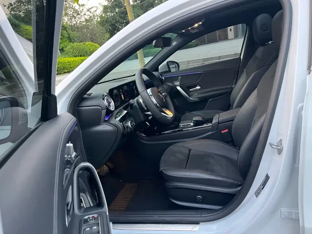 Mercedes-Benz A-Class — Фото автомобиля 9