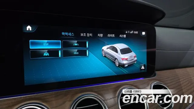 Mercedes-Benz E-Class — Фото автомобиля 23