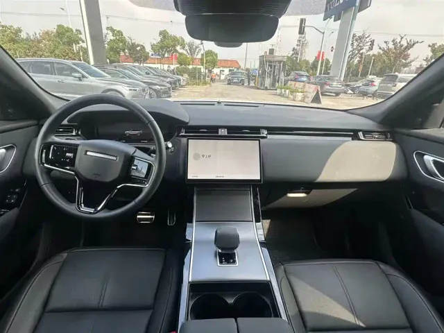 Land Rover Range Rover Velar — Фото автомобиля 10