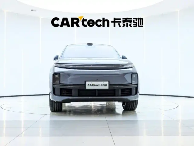 Li Auto L7 — Фото автомобиля 4