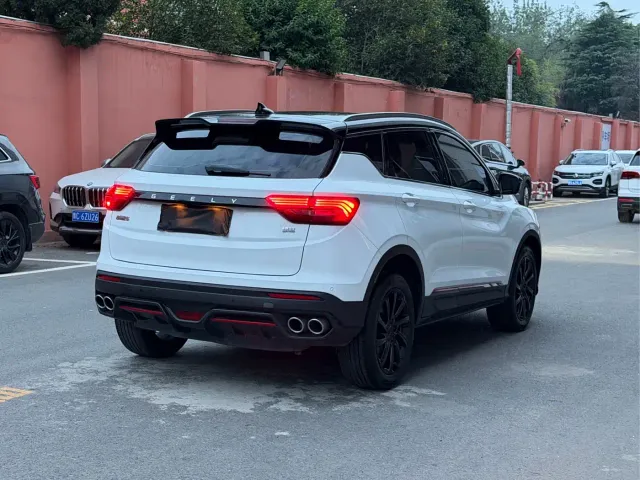 Geely Binyue — Фото автомобиля 4
