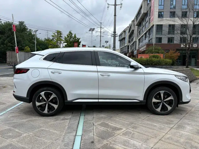 BYD Song PLUS — Фото автомобиля 16