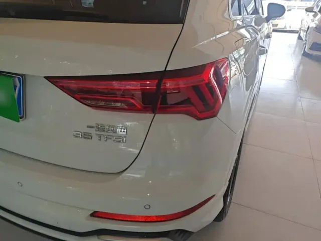 Audi Q3 — Фото автомобиля 7