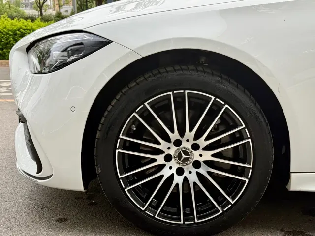Mercedes-Benz C-Class — Фото автомобиля 13