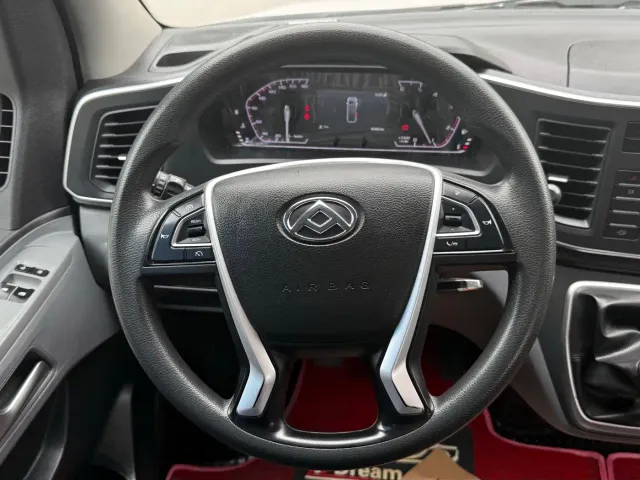 Maxus Xintu V80 — Фото автомобиля 17