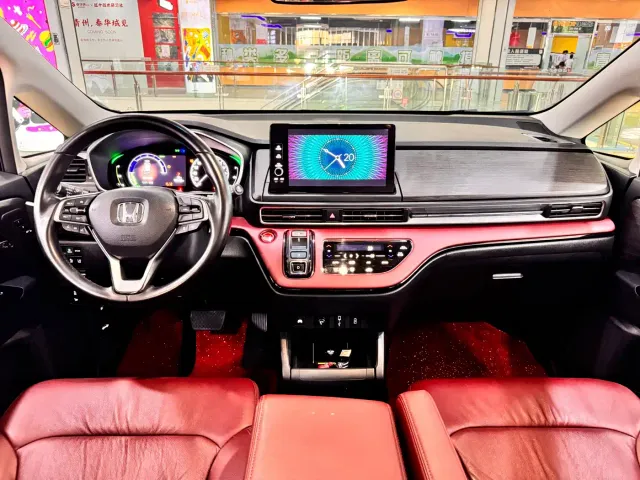 Honda Elysion — Фото автомобиля 18