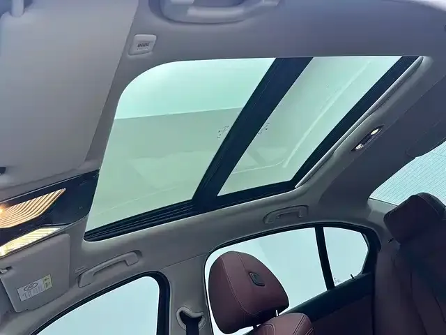 BMW 3 Series — Фото автомобиля 8
