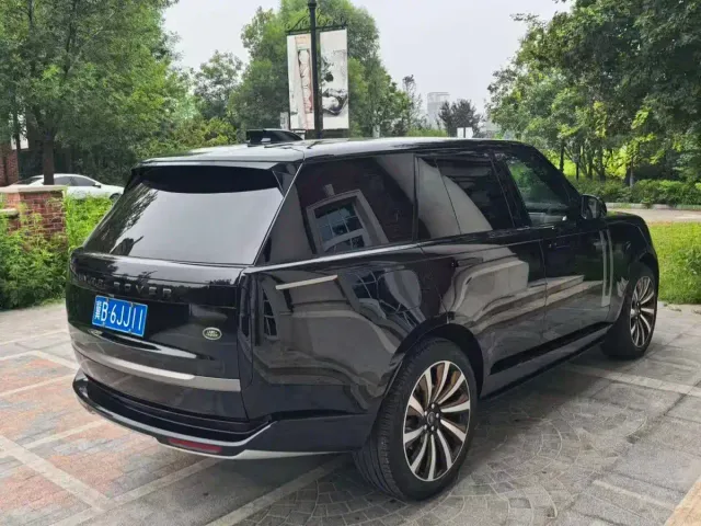 Land Rover Range Rover — Фото автомобиля 20