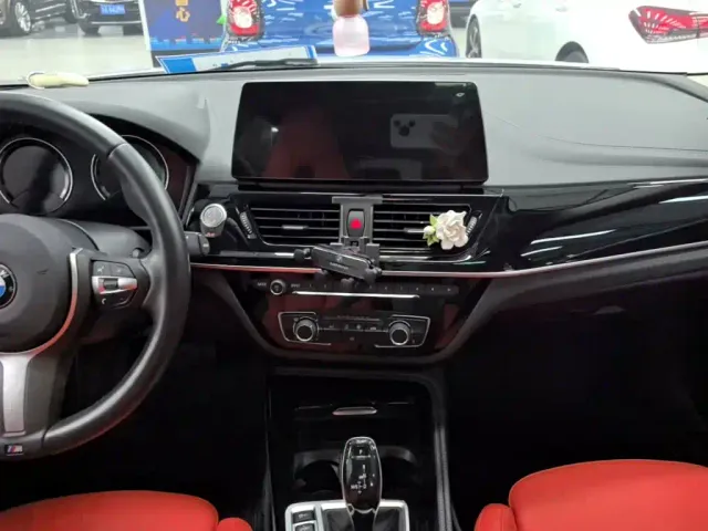 BMW 1 Series — Фото автомобиля 12