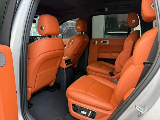 Li Auto L9 — Фото автомобиля 7