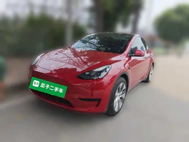 Фотография автомобиля — Tesla Model Y