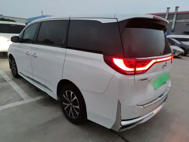 GAC Trumpchi M8 — Фото автомобиля 4