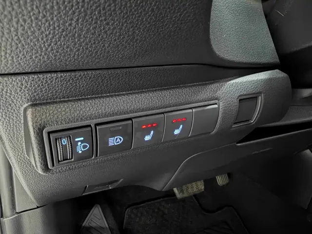 Toyota Corolla — Фото автомобиля 10