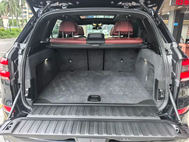 BMW X5 — Фото автомобиля 13