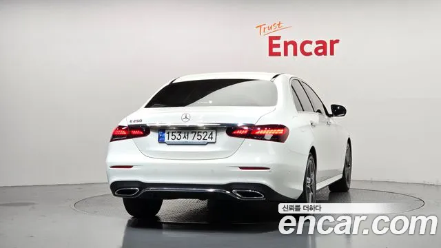 Mercedes-Benz E-Class W213 — Фото автомобиля 4