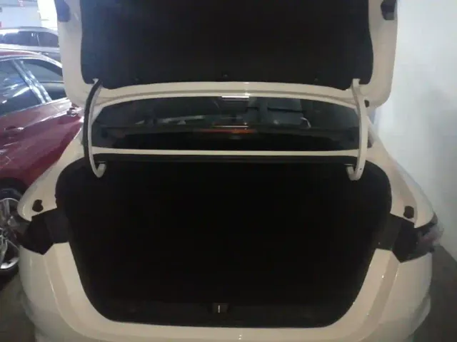 Geely Binrui — Фото автомобиля 14