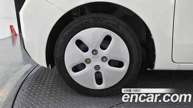 Kia RAY Новый Kia Ray Фургон — Фото автомобиля 5