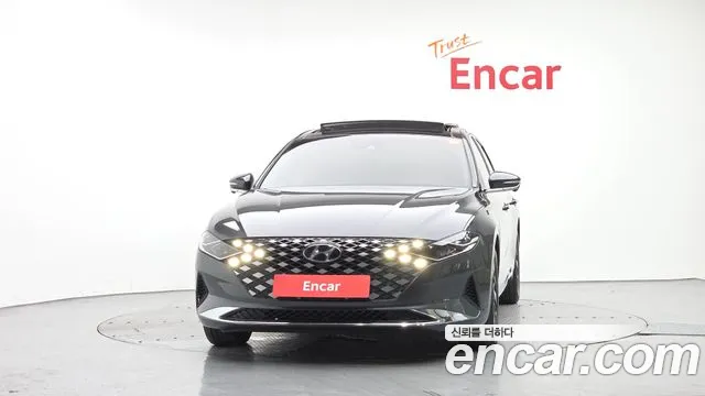Hyundai Grandeur Exclusive — Фото автомобиля 3