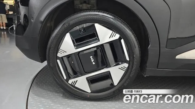 Kia EV3 — Фото автомобиля 5