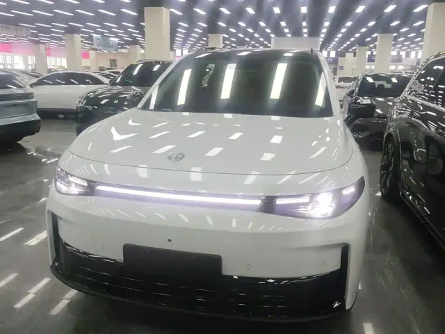 Leapmotor C16 — Фото автомобиля 2