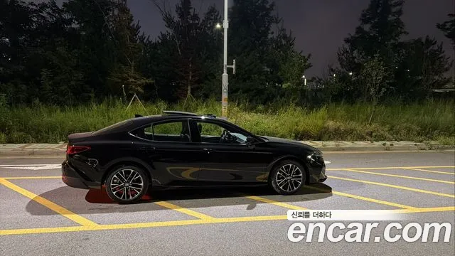 Toyota Camry — Фото автомобиля 3