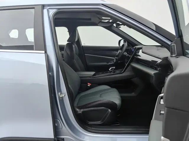 Geely Boyue — Фото автомобиля 23