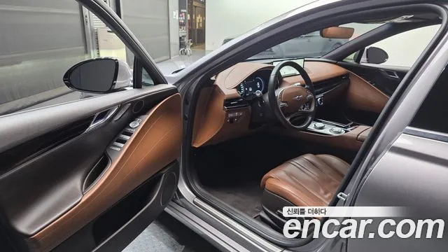 Genesis G80 Бензин 2.5 турбо AWD — Фото автомобиля 10
