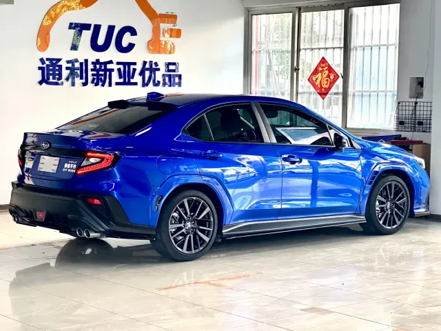 Subaru WRX — Фото автомобиля 10