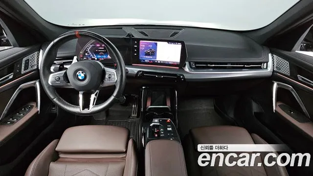 BMW X1 U11 — Фото автомобиля 10