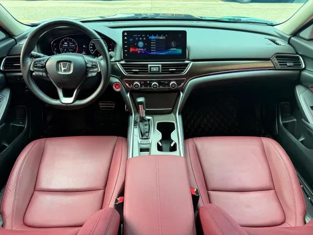 Honda Accord — Фото автомобиля 7