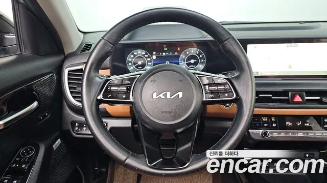 Kia Seltos — Фото автомобиля 23