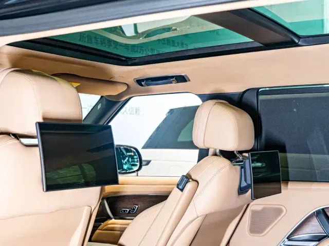 Land Rover Range Rover — Фото автомобиля 14