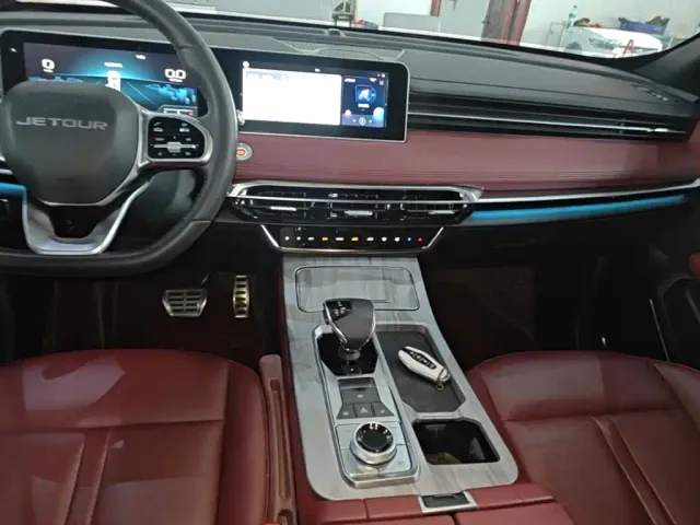 Jetour X70 PRO — Фото автомобиля 12