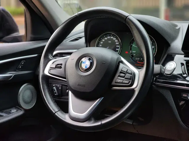 BMW 1 Series — Фото автомобиля 14
