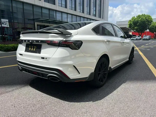 Geely Binrui — Фото автомобиля 7