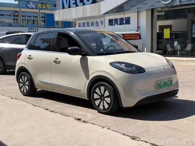 Wuling Bingo — Фото автомобиля 3