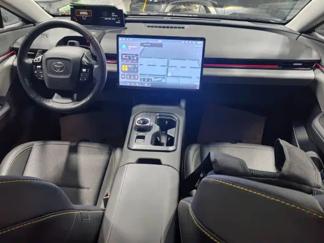 Toyota bZ5 — Фото автомобиля 9