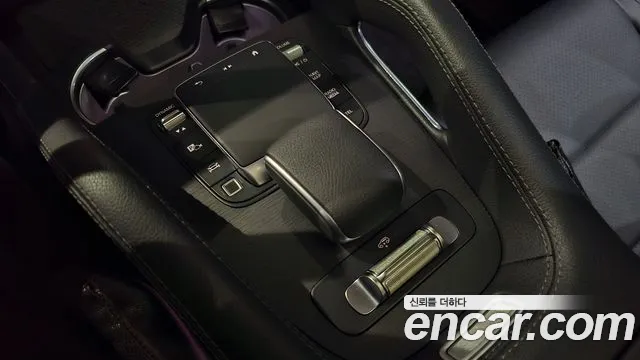 Mercedes-Benz GLE-Class — Фото автомобиля 25