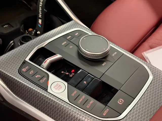 BMW 3 Series — Фото автомобиля 12