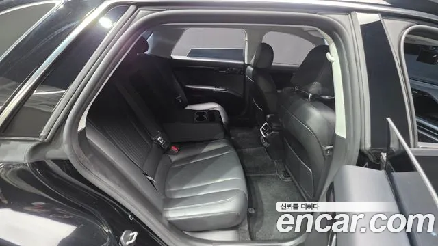 Hyundai Grandeur GN7 — Фото автомобиля 24