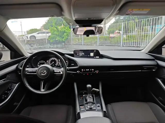 Mazda Mazda3 Axela 2023 2.0L Auto Zhixuan — Фото автомобиля 7