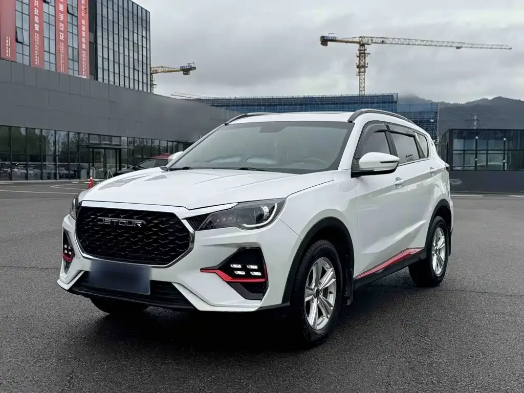 Фотография автомобиля — Jetour X70