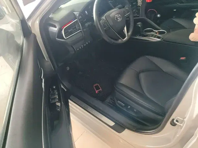Toyota Camry — Фото автомобиля 15