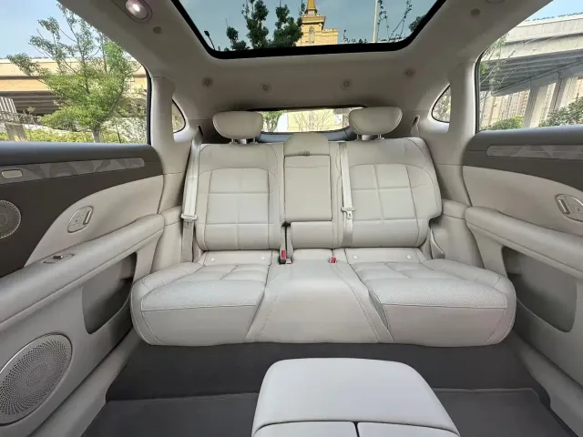 IM Motors LS6 — Фото автомобиля 7