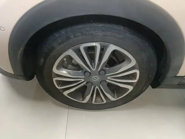 Leapmotor T03 — Фото автомобиля 22