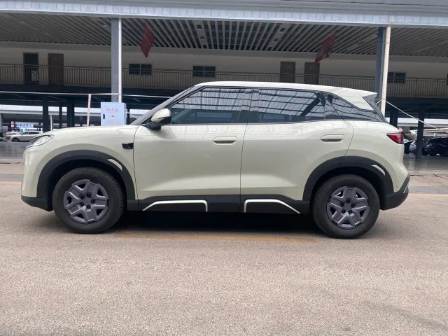 BYD Yuan UP — Фото автомобиля 11