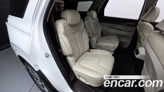 Hyundai Palisade Palisade Дизель 2.2 2WD — Фото автомобиля 25