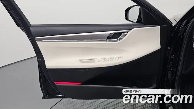 Hyundai Grandeur Новый Grandeur IG — Фото автомобиля 24